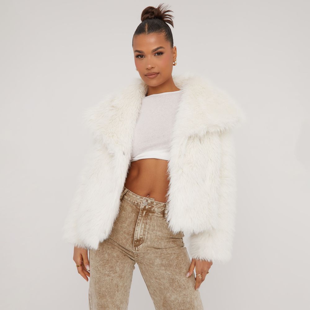  faux fur coat