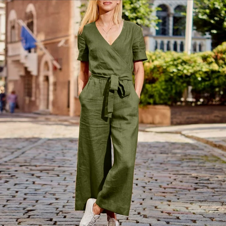 Jumpsuit for Petite Women: The Perfect Fit for Every Occasion post thumbnail image